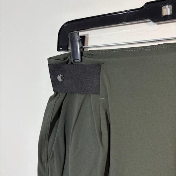 ADAY Pants Womens Medium Green Turn It Up Tapered Pleated Ankle Work Travel - Picture 2 of 8